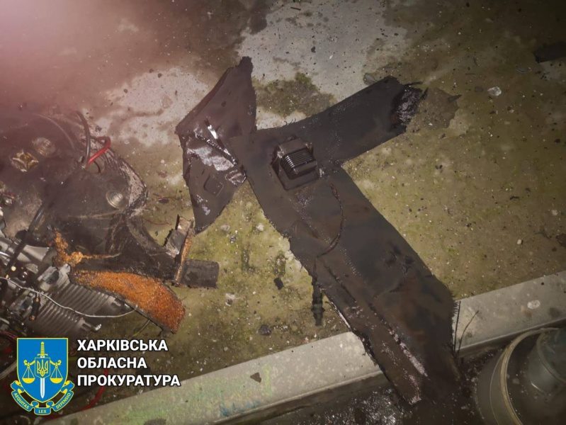 Атака "Шахедів" по Харкову: з'явилися ранкові фото і відео наслідків 7 Атака "Шахедів" по Харкову: з'явилися ранкові фото і відео наслідків
