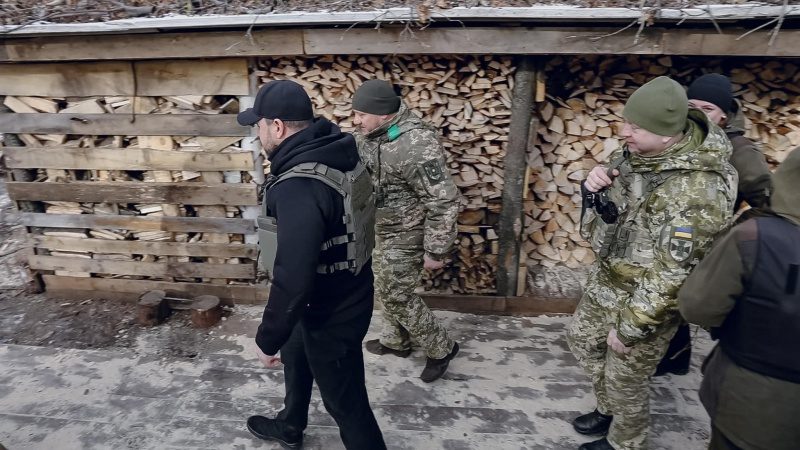 Глава МВС та керівник ДПСУ побували на позиціях прикордонників у Харківській області