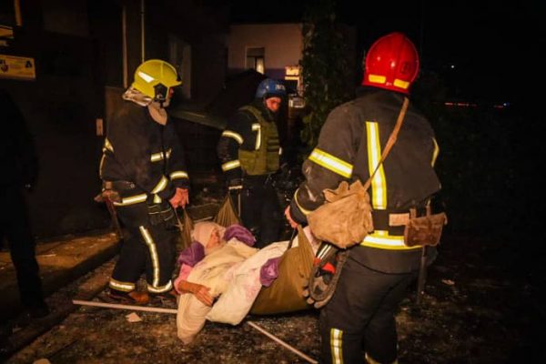 ''Ни одной уцелевшей квартиры'': СМИ показали жилой дом в Одессе после атаки РФ после атаки РФ 