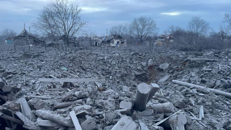 Нічний обстріл Покровська: поранено шістьох осіб, ще є люди під завалами 4 Нічний обстріл Покровська: поранено шістьох осіб, ще є люди під завалами