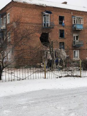 Обстріл будинка в Куп'янську: є загибла та поранені 