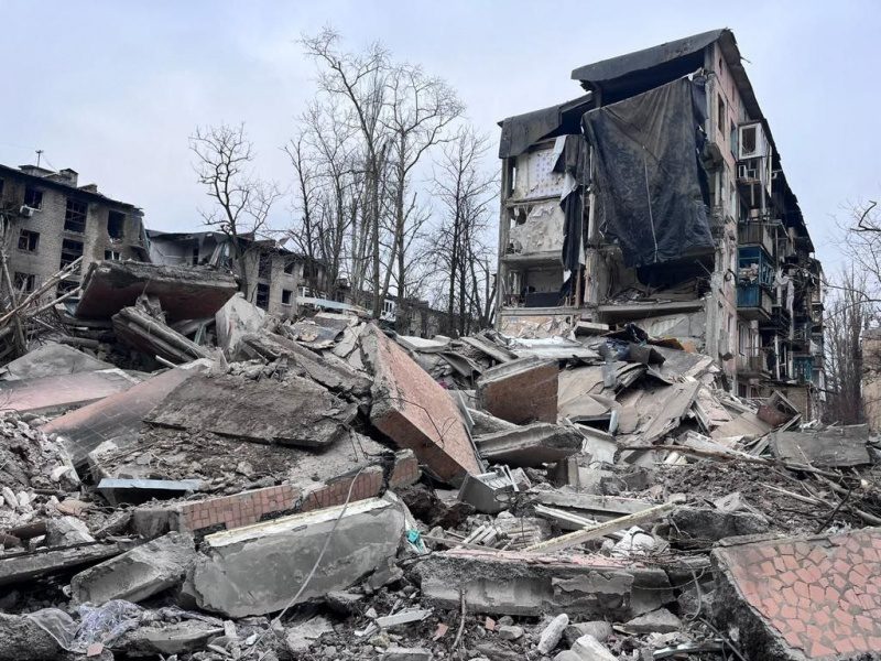 Окупанти масовано атакували ракетами Авдіївку: є загиблий та поранена (фото)