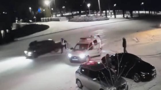 pogonja na ldu policija dogonjala pjanogo narushitelja kotoryj naehal na patrulnogo 1c9f694 scaled China Way