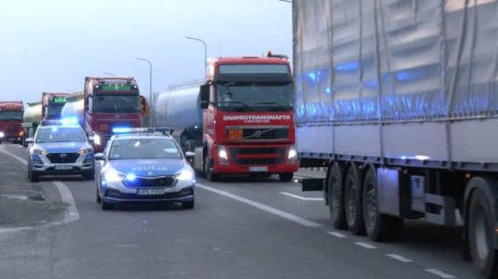 Поляки возобновили блокаду пункта пропуска ''Медика-Шегини'' 1 poljaki vozobnovili blokadu punkta propuska medika shegini fea571a scaled China Way