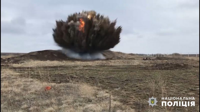РФ атакувала Одесу "Шахедом", але дрон не вибухнув. Поліція показала кадри знищення