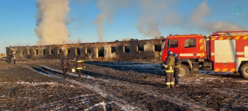 РФ вранці вдарила ракетами "Онікс" по Одеській області: є влучання в агропідприємство 2 РФ вранці вдарила ракетами "Онікс" по Одеській області: є влучання в агропідприємство