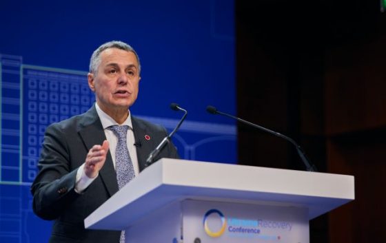 Росія має бути якимось чином залучена до переговорів з Україною, - глава МЗС Швейцарії 4 rosija maye buti jakimos chinom zaluchena do peregovoriv z ukrayinoju glava mzs shvejcariyi 1a3d720 scaled China Way