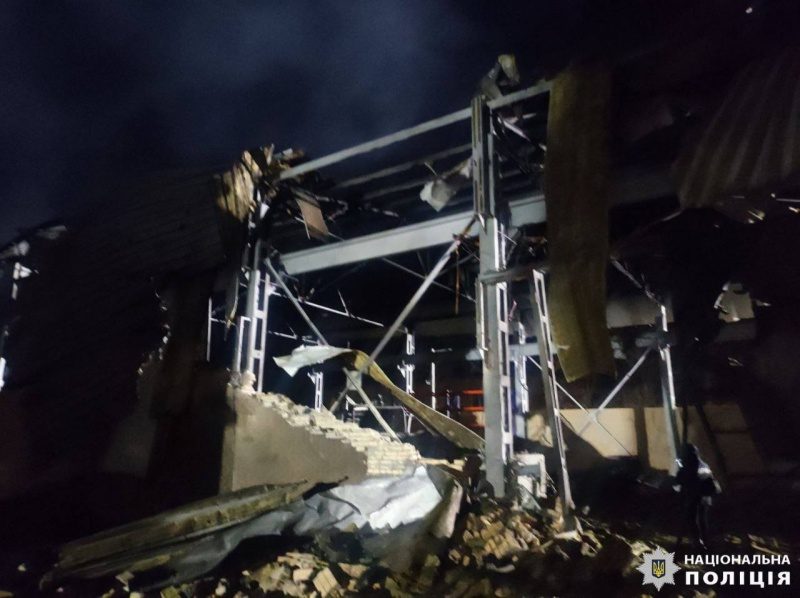 В Київській області сталась пожежа внаслідок нічної атаки, також є руйнування