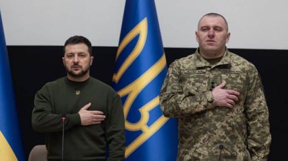 Зеленский повысил в звании Малюка и его заместителя 1 zelenskij povysil v zvanii maljuka i ego zamestitelja f91ef46 scaled China Way