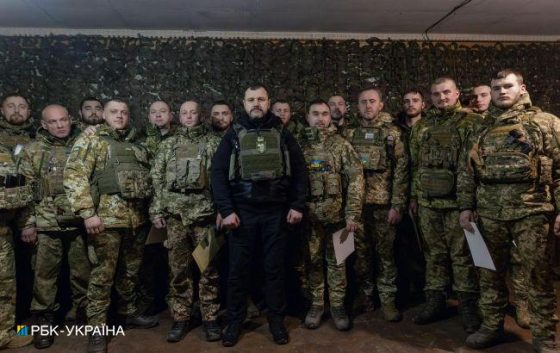 Голова МВС відвідав прикордонників на Авдіївському напрямку 4 golova mvs vidvidav prikordonnikiv na avdiyivskomu naprjamku 6576dee scaled China Way