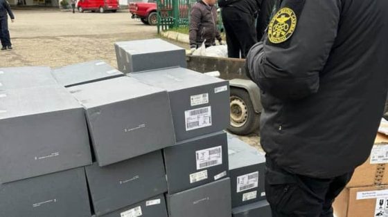 lvovskie tamozhenniki obnaruzhili nezadeklarirovannyh starlinkov na 1 mln grn 7ff592a scaled China Way
