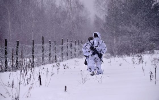 Маршрут за 80 000 гривень. Прикордонники затримали групу чоловіків, які йшли в Молдову 3 marshrut za 80 000 griven prikordonniki zatrimali grupu cholovikiv jaki jshli v moldovu f15798c scaled China Way