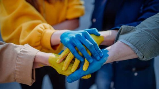 Опрос: украинцы все меньше испытывают гордость и все больше - грусть и страх 1 opros ukraincy vse menshe ispytyvajut gordost i vse bolshe grust i strah 474c440 scaled China Way