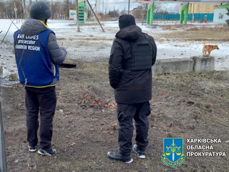 Росіяни обстріляли Вовчанськ і село в Харківській області: постраждали люди, є руйнування 3 Росіяни обстріляли Вовчанськ і село в Харківській області: постраждали люди, є руйнування