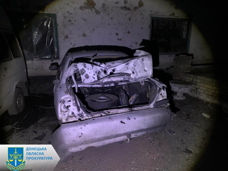 Росіяни вдарили по підприємству в Курахівській громаді: є загиблий, багато поранених 3 Росіяни вдарили по підприємству в Курахівській громаді: є загиблий, багато поранених