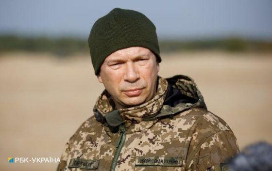 Сирський з'їздив на позиції під Куп'янськ: на всіх ділянках важкі бої, ворог підтягує резерви 2 sirskij zyizdiv na poziciyi pid kupjansk na vsih diljankah vazhki boyi vorog pidtjaguye rezervi 87ce569 scaled China Way