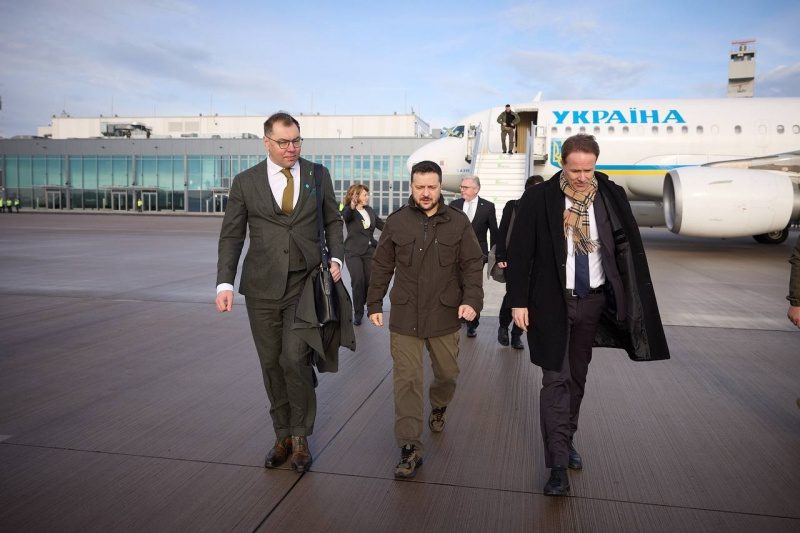 Зеленський прибув до Німеччини 2 Зеленський прибув до Німеччини