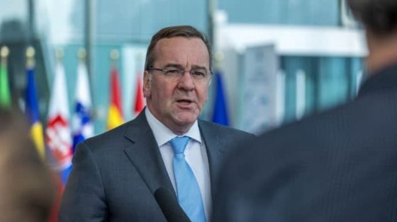 Глава Минобороны Германии отрегулировал на ''трусов'' Макрона 1 glava minoborony germanii otreguliroval na trusov makrona 5d3a1bf scaled China Way
