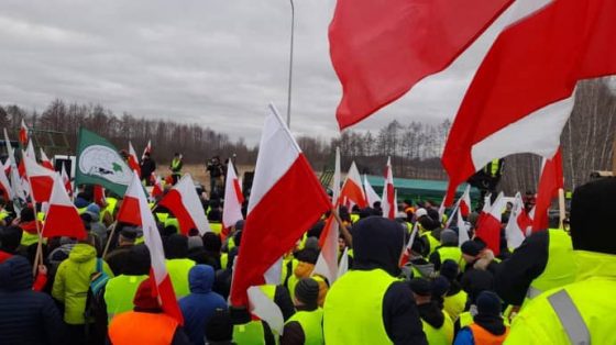 Польские фермеры прекращают блокаду границы с Россией 1 polskie fermery prekrashhajut blokadu granicy s rossiejnbsp b25125a scaled China Way