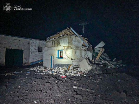 Россияне нанесли ракетный удар по пожарной части на Харьковщине, пострадал спасатель 