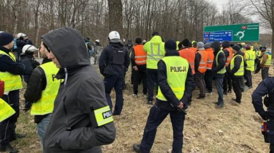 spor mezhdu ukrainskimi voditeljami i polskoj policiej razreshili s vmeshatelstvom diplomatov 37ec5cb scaled China Way