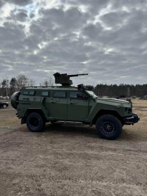 Украинское предприятие успешно испытало бронеавтомобиль ''Новатор'' 2 Украинское предприятие успешно испытало бронеавтомобиль ''Новатор''