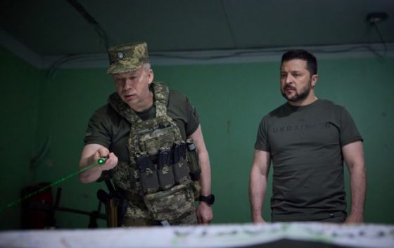 "Гарячі точки" фронті і не тільки. Зеленський розповів про доповідь Сирського 2 garjachi tochki fronti i ne tilki zelenskij rozpoviv pro dopovid sirskogo 569c133 scaled China Way