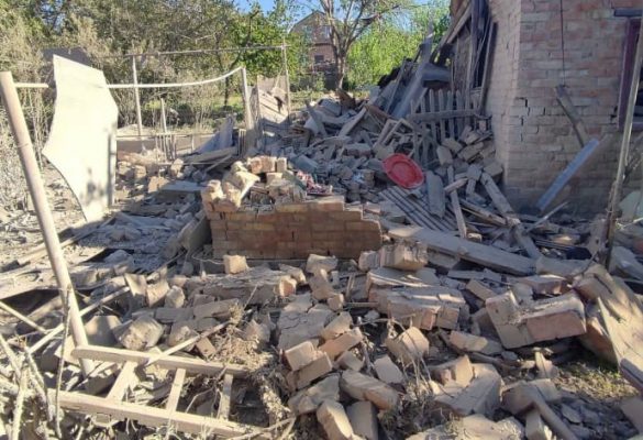 Обстрелы Никопольщины: россияне ранили женщину 