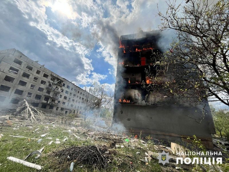 Окупанти обстріляли вісім населених пунктів Донецької області: є загиблі та поранені (фото) 8 Окупанти обстріляли вісім населених пунктів Донецької області: є загиблі та поранені (фото)