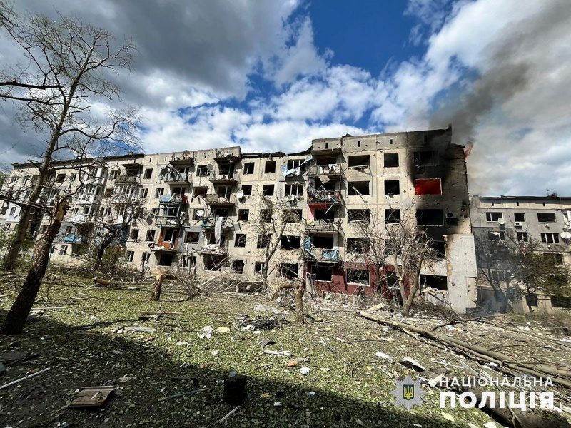 Окупанти обстріляли вісім населених пунктів Донецької області: є загиблі та поранені (фото) 3 Окупанти обстріляли вісім населених пунктів Донецької області: є загиблі та поранені (фото)