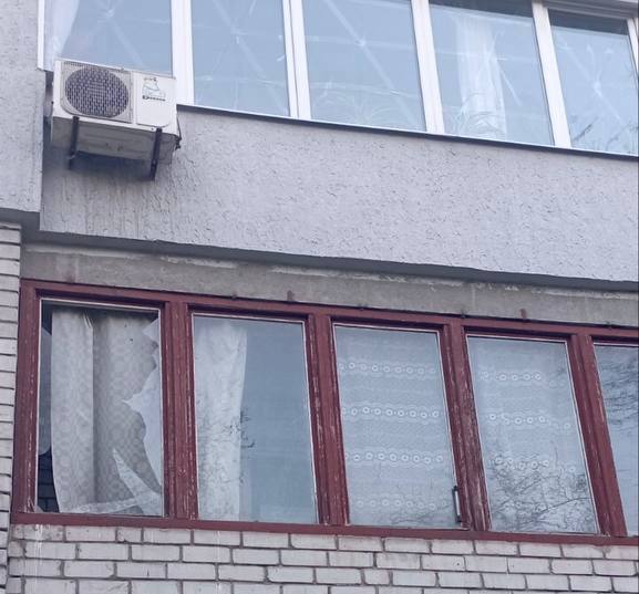 Пуски ракет та дронів, пожежа у Харкові та "прильоти" у Запоріжжі: подробиці нічної атаки