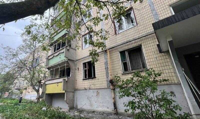 Росія з артилерії вдарила по Нікополю: серед поранених дитина (фото) 3 Росія з артилерії вдарила по Нікополю: серед поранених дитина (фото)