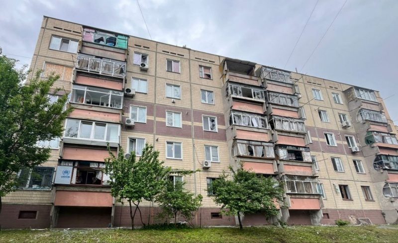 Росія з артилерії вдарила по Нікополю: серед поранених дитина (фото) 2 Росія з артилерії вдарила по Нікополю: серед поранених дитина (фото)