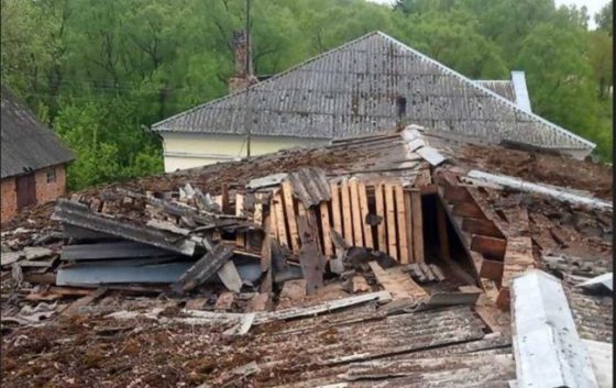Росіяни обстріляли пожежну частину у Чернігівській області 9 rosijani obstriljali pozhezhnu chastinu u chernigivskij oblasti e9c06a5 scaled China Way