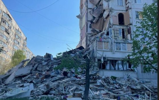 Росіяни вдарили по Вовчанську планерувальним боєприпасом: є жертва та поранені 2 rosijani vdarili po vovchansku planeruvalnim boyepripasom ye zhertva ta poraneni 2ef27fa scaled China Way