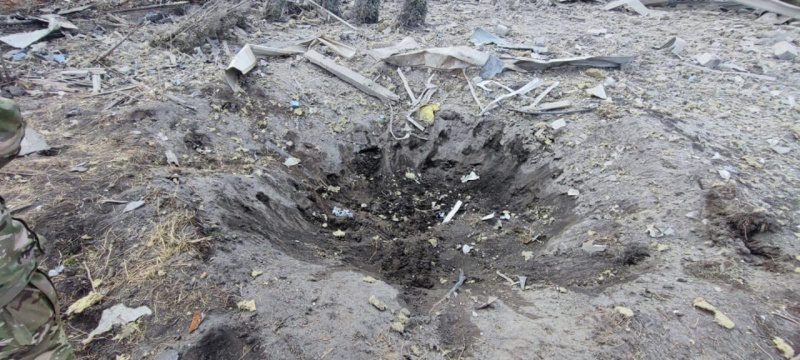 Росіяни вночі вдарили по аеродрому у Харківській області (фото)
