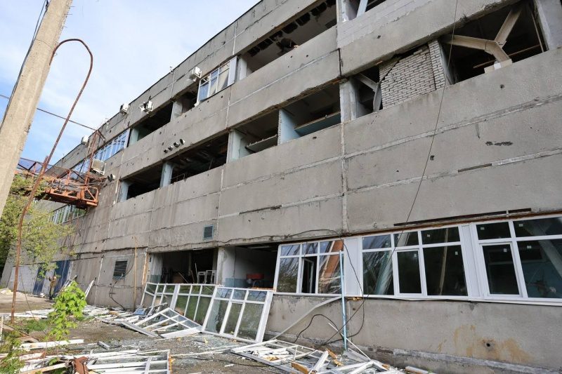Удар по телевежі Харкова. В ОВА розповіли про наслідки влучання (фото)