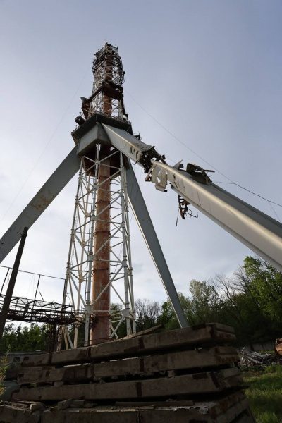 Удар по телевежі Харкова. В ОВА розповіли про наслідки влучання (фото)