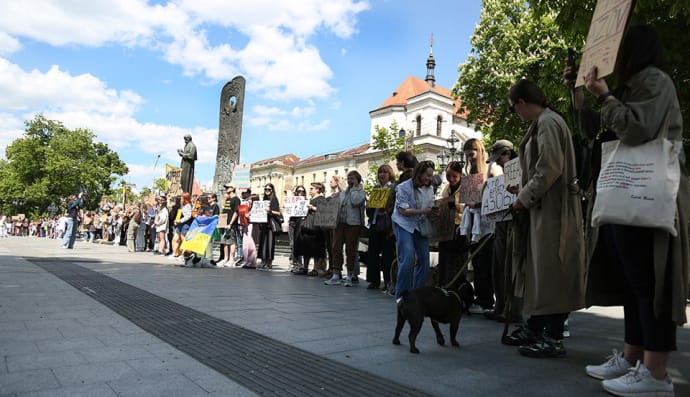 В Киеве, Львове и Харькове прошли акции в поддержку пленных 2 В Киеве, Львове и Харькове прошли акции в поддержку пленных