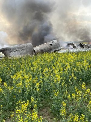 В России упал самолет 2 В России упал самолет