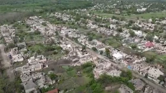 Часов Яр: Associated Press показало с дрона апокалиптическую картину атакованного РФ города 5 chasov jar associated press pokazalo s drona apokalipticheskuju kartinu atakovannogo rf goroda 612c2af scaled China Way