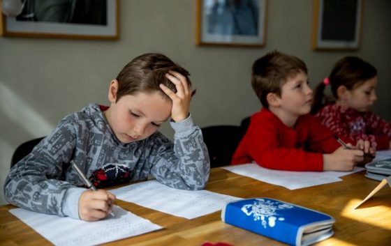 На окупованих територіях загарбники влаштували урок пропаганди школярам, - ЦНС 5 na okupovanih teritorijah zagarbniki vlashtuvali urok propagandi shkoljaram cns 7aa9a07 scaled China Way