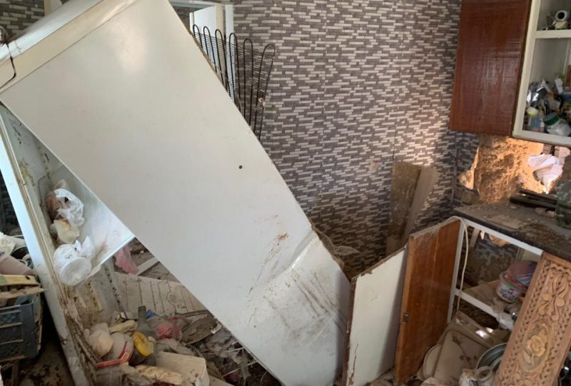 Обстрілюють з самого ранку. В Нікополі від ударів загинули двоє людей, багато постраждалих 13 Обстрілюють з самого ранку. В Нікополі від ударів загинули двоє людей, багато постраждалих