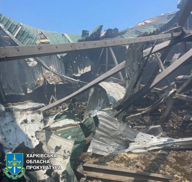 Росіяни обстріляли друкарню Vivat у Харкові (фото)