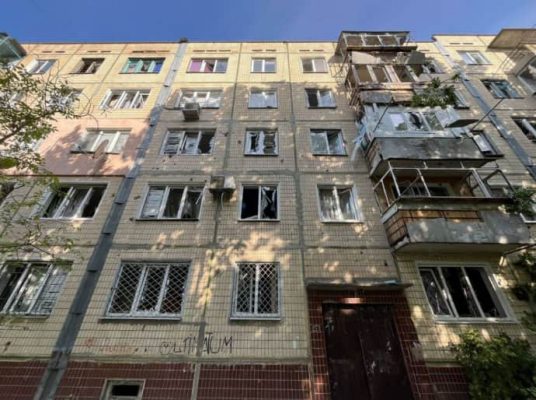 Россияне утром ударили по Никополю: 2 погибших, 2 раненых 3 Россияне утром ударили по Никополю: 2 погибших, 2 раненых
