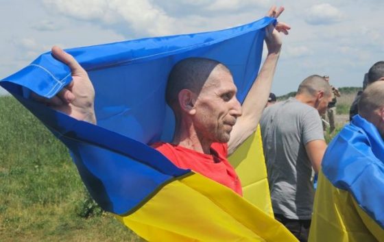 Україна повернула 71 захисника і чотирьох цивільних із полону РФ 1 ukrayina povernula 71 zahisnika i chotiroh civilnih iz polonu rf 9174459 scaled China Way