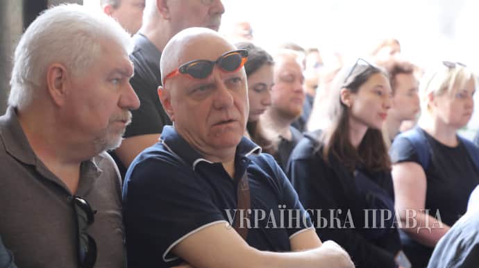 В Киеве попрощались с основателем ''Интерфакс-Украина'' Александром Мартыненко 7 В Киеве попрощались с основателем ''Интерфакс-Украина'' Александром Мартыненко