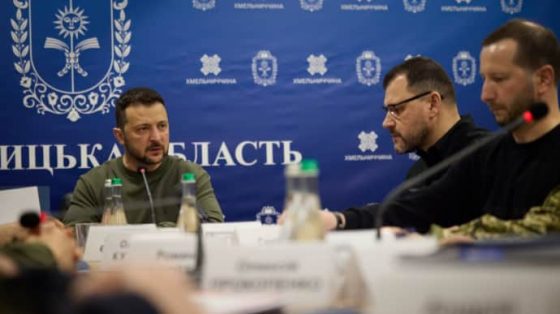 Зеленский в Хмельницком обсудил вопросы безопасности АЭС 8 zelenskij v hmelnickom obsudil voprosy bezopasnosti aes 8bf9b24 scaled China Way