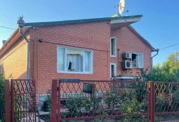 Атака ''Шахедов'': на Днепропетровщине повреждены дома и авто 