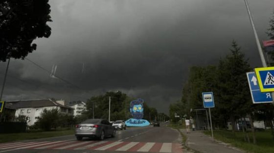 Мощный ливень во Львове валит деревья 1 moshhnyj liven vo lvove valit derevja 7bf1be6 scaled China Way